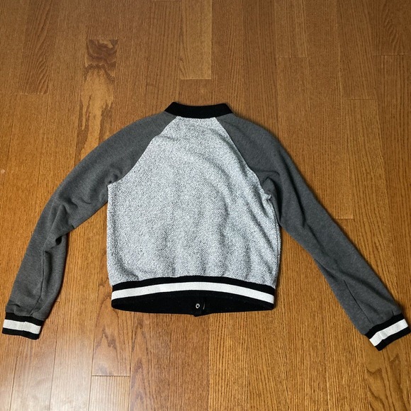M worn down snaps jacket black white stripe trim grey Bomber long sleeve SO - Picture 2 of 7
